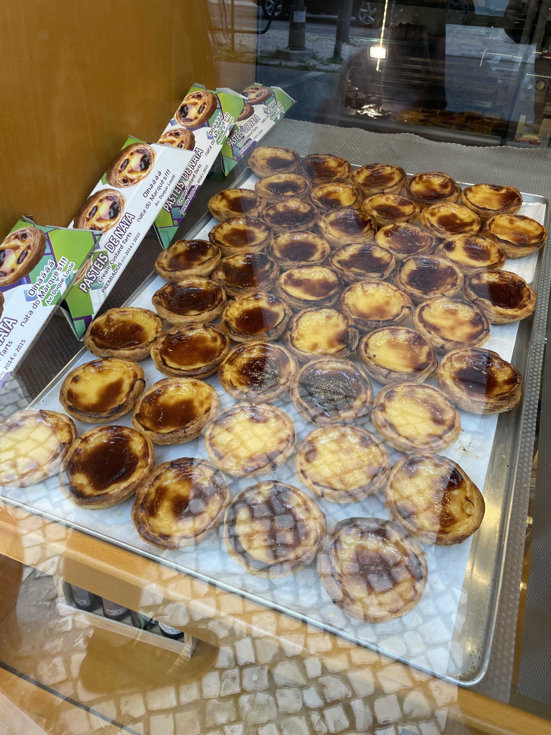 Pastel de Nata: Nejlepší sladkost Portugalska, kterou musíš ochutnat img 8745 optimized